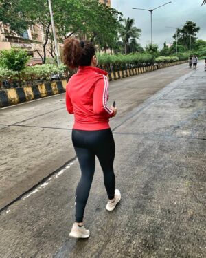 Meher Vij Instagram - One mile at a time my race, my pace #kokodiaries