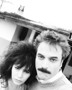 Mehtap Bayri Instagram - @kalkgidelimtv  ohoooo başladı bile hepinize iyi seyirler olsun💃🏻💕 bu akşam yorumlarınızı #gerçekaşk etiketiyle bekliyor ve sevgiler gönderiyorum💕 #sevda #seyfettin #muğla #ege