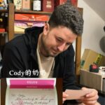 Mei Ho Instagram - 偷偷請Cody的家人手寫信並附上一張照片，再印出來變成明信片，送給他。 @c_lander We all love you so much!