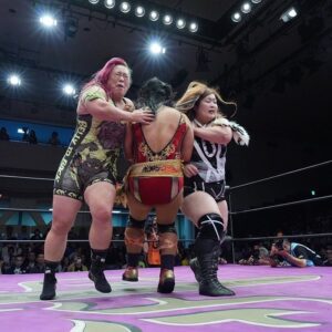 Meiko Satomura Instagram - 昨日はFortune Dream 9 応援ありがとうございました。
３年ぶりの国内戦。小橋さんに選んでいただいたこと、本当に感謝します。
この日に向けて7kg体重増やしながら日々追い込みました。
私の師匠は長与千種さんです！と胸を張ってリングに立ちました。
ここまで大きくなったチーム200キロ、彩羽匠選手。
３年前と別格になりましたね。
また前に立ちに行きます‼️
2024.6.12

#小橋建太 #fd9 #SENJO #後楽園ホール