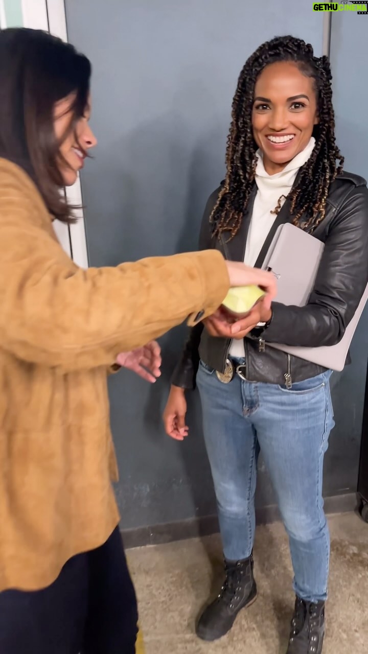 Mekia Cox - 51.3K Likes - …she forced me. 🦗@alydiaz
#crickets @therookieabc