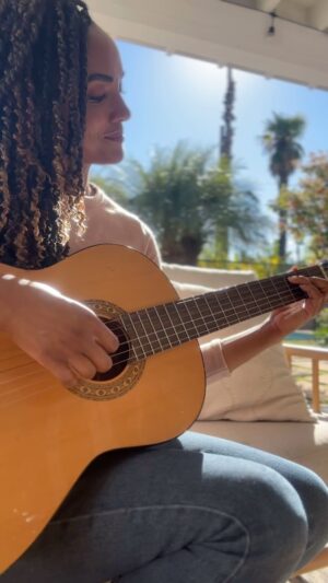 Mekia Cox Instagram - I have not picked up a guitar in FOREVER!! But @ebwinter just had to pull out his guitar and make me duel with him 🙄. 
Please forgive all the missed notes it’s time to get back to practice!!!

#guitar #guitarpractice #therookie #therookieabc
