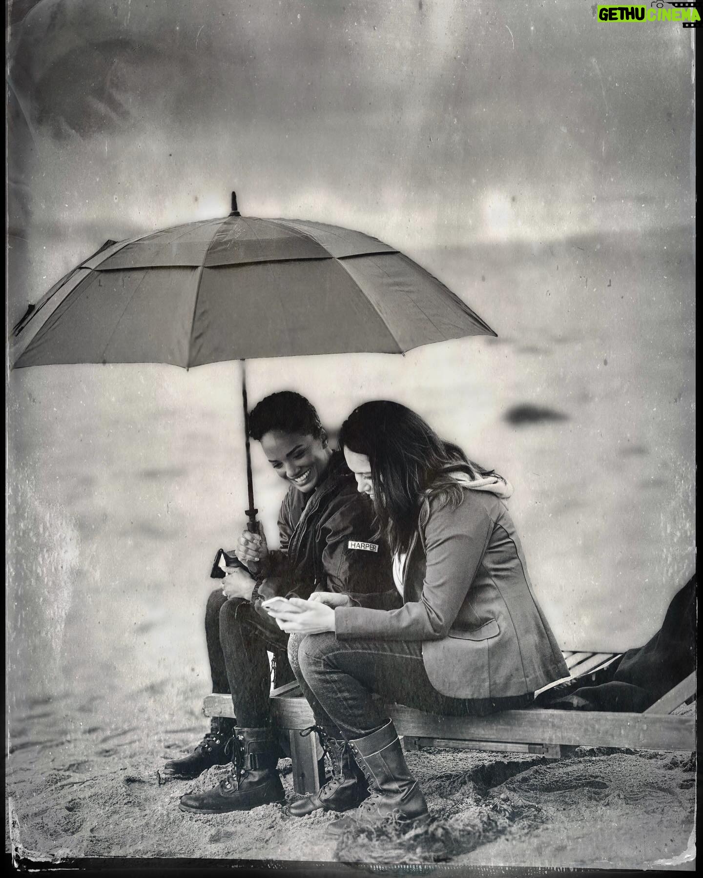 Mekia Cox - 37.4K Likes - 2 Mama’s 1 Umbrella
#TheRookie