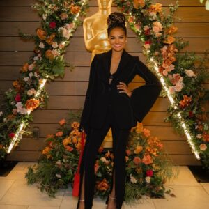 Mekia Cox Instagram - I did NOT wake up like this. Shout out to the glam team that makes it happen. 🙌🏾

Makeup Artist: @ikonnie
Makeup: @patmcgrathreal
Suit: @camillaandmarc
Shoes: @jimmychoo
Jewelry: @simongjewelry
Handbag: Bottega Veneta
