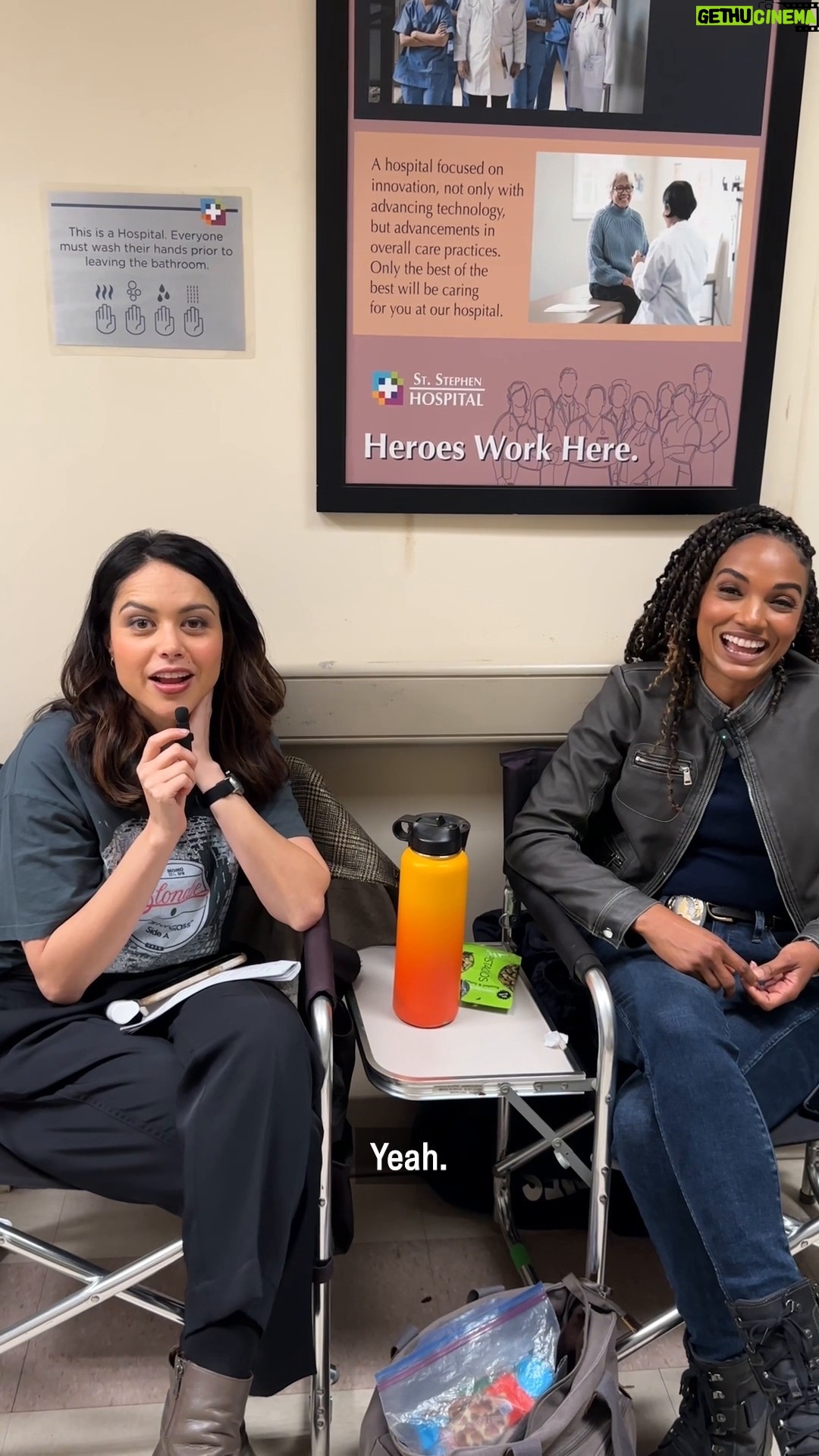 Mekia Cox - 38.8K Likes - @alydiaz and @mekiacox always keep it real with #MomMoments on the set of #TheRookie! 🤧