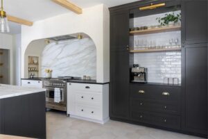 Mekia Cox Instagram - Cheers to a fresh new start in our beautifully renovated kitchen! It’s been a lonnnng time coming and we couldn’t be happier with the results. ☺️ Much thanks to Mil and Eli Kikos at ME Design group (They are awesome)….also, don’t ever have water damage caauuuse it’s the worst. 😵‍💫