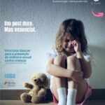 Melânia Gomes Instagram - VIOLÊNCIA SEXUAL CONTRA MENORES - @opediatrapt with @use.repost 📌Ficam aqui apenas alguns pontos prévios: - A prevenção não é um dever das crianças... é responsabilidade dos adultos! - A prevenção não se alcança numa conversa... prepara-se ao longo dos anos! - O abuso sexual de crianças é crime! - A responsabilidade é sempre de quem abusa! - As crianças não tendem a criar ou inventar experiências que nunca vivenciaram! - Mulheres também abusam sexualmente de crianças! 📌A violência sexual contra menores pode dividir-se em dois grandes grupos: COM CONTACTO FÍSICO violação e outros atos penetrativos, carícias, toques. SEM CONTACTO FÍSICO Assédio verbal sexualizado, exposição a filmes e conteúdos pornográficos, coação e aliciamento de crianças a terem contactos sexuais, produção e divulgação de Materiais de Abuso Sexual de Crianças (grooming online) através do qual, quem abusa, leva a criança a acariciar-se ou penetrar-se. 📌MITOS E CRENÇAS Tudo isto são crenças erradas e que fazem com que as crianças continuem a ser abusadas... sem ninguém se aperceber! - “Só acontece aos outros” - Acontece só em alguns grupos - A criança partilha que foi vítima - As crianças falam com as pessoas cuidadoras sobre tudo - Os adultos conseguem detetar que a criança foi vítima - Terá sido um episódio pontual - Algumas formas de abuso sexual “são brincadeiras normais entre crianças” - A criança não se vai lembrar devido à idade 📌CÓDIGO PENAL Genericamente, os crimes sexuais contra crianças têm natureza pública e a sua denúncia é obrigatória para os profissionais, e pode ser feito por qualquer cidadão. Para a denúncia, não é necessário haver prova. Basta ter conhecimento do crime, ou suspeita do mesmo, para comunicá-lo às autoridades e, para tal, não é necessário que se apresente qualquer material probatório. Ou seja, quem denunciar pode e deve apresentar o máximo de informações que tiver conhecimento, mas a carência de provas não impede a denúncia. Post baseado no documento “Princípios básicos para a prevenção da violência sexual contra crianças.” #opediatra #opediatrapt #bebes #crianças #jovens #abusosexual #violenciasexual #saude #medicina