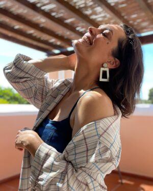 Melânia Gomes Instagram - Aquele dia para carregar baterias, estar com amigos, almoçar sem pressa, ver coisas bonitas, conhecer espaços novos e tranquilos... Adorei!

Vejam nos stories 🤩
É a minha nova paixão, casas e decoração.