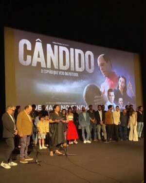 Melânia Gomes Instagram - Vê mais cinema português!
Porquê? Porque vale a pena 👌🎬👏

@ukbarfilmes @jorgepaixaodacosta1 #candido #futebol #espionagem #filmedejorgepaixaodacosta #jorgepaixaodacosta #cinemaportugues