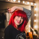 Mel Lisboa Instagram - @mellisboa brilha como Rita Lee em @ritaleeumaautobiografiamusical no @teatroporto Camarim por @rafamarques_fotografo exclusivo para blogdoarcanjo.com @miguel.arcanjo 👼🏽 O musical fez sessão VIP nesta quinta, 2 de maio, e emocionou familiares e amigos de Rita, além de personalidades da cultura e do entretenimento, que aplaudiram fortemente o espetáculo. Noite de pura homenagem à nossa eterna Rainha do Rock. @ritaleeumaautobiografiamusical Roteiro @guilhermesamora Direção @marciomacena @debora.dubois28 Em cartaz de sexta a domingo até 7 de julho no Teatro Porto em São Paulo. Ingressos na Sympla. Assessoria @abalsanelli @instadapombo Curadoria @andreacioli77 #ritalee #ritaleeumaautobiografiamusical #musical #blogdoarcanjo #miguelarcanjo #miguelarcanjoprado #teatro #Cultura #arte