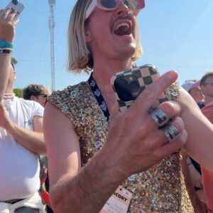 Melanie Blatt Instagram - Thank you @mightyhoopla for bringing so much joy to everyone. I love you 🩷❤️🧡💛💚🩵💙💜🖤🩶🤍🤎 P.s PADAM PADAM