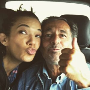 Mélanie Doutey Instagram - Tres heureuse et fière de commencer cette tournée avec Nicolas Vanier #donnemoidesailes @nicolasvanierofficiel @jeanpaulrouve @liloufogli @radar.films @sndfilms
