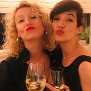 Mélanie Doutey Instagram - Bonne annee 2019 😘@alexandralamyofficiel