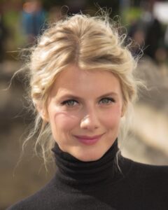Mélanie Laurent Most Liked Photos and Posts