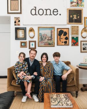 Melanie Paxson Instagram - Super excited to share these stunning photos of our family in our home❤️ This vision is finally coming to life: from the gallery wall to the intricate detailing in our living space, and everything in between! Feeling blessed.🏠

#melaniepaxson #homedesign #decor #design #homeinspo #interior #interiordesigning #home #photoshoot #family #familyphotoshoot #livingroom #art #gallerywall #melanie