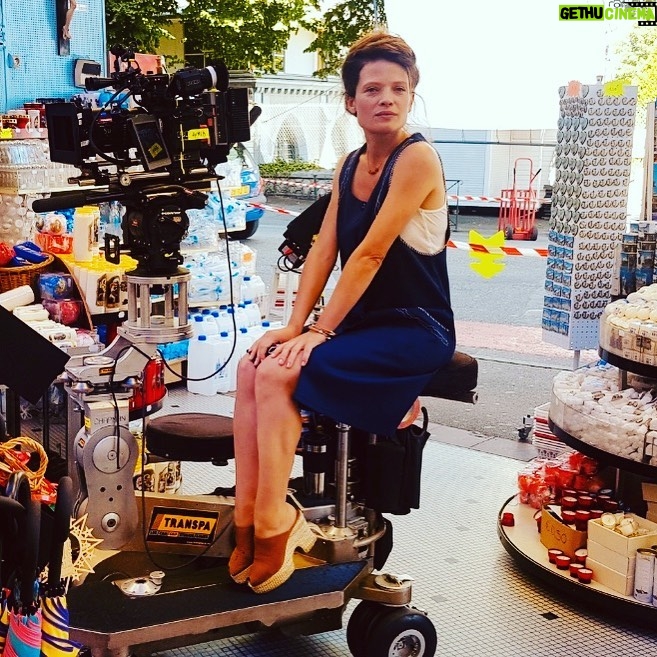 Mélanie Thierry - 3.6K Likes - Commencer un 1 er jour de tournage en chantant , en dansant, sous l œil complice de toutes ces Vierges .. , à Lourdes ..!! Mais comme c est joyeux .. #lesfrèreslarrieu #tralala #mathieuamalric #josianebalasko #maiwenn #galateabellugi #bertrandbelin #jeannecherhal