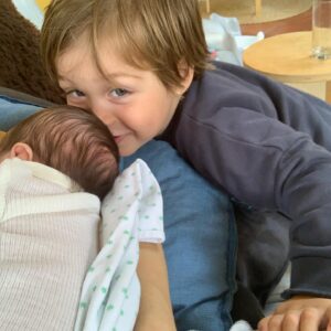 Melanie Vallejo Instagram - Luna Grace Kingston rocketed into the world on the morning of the 12th... I’ve spent the last couple of weeks hibernating indoors, getting to know my precious daughter. Luna so far: eats like her mum (always ravenous), likes to bite (my poor nipples 😬) loves to sleep and poops like a trooper 👍🏼💩
And although Sonny undoubtedly loves his little sister he’s decided she’s “a bit too noisy I think” 💕