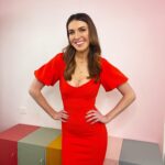 Melanie Bracewell Instagram – Big thanks to the glam team making me look presentable for @cheapseatsau. New episode 8:40pm tonight! ✨
Makeup: @monicapmakeup 
Stylist: @styld_by_ld