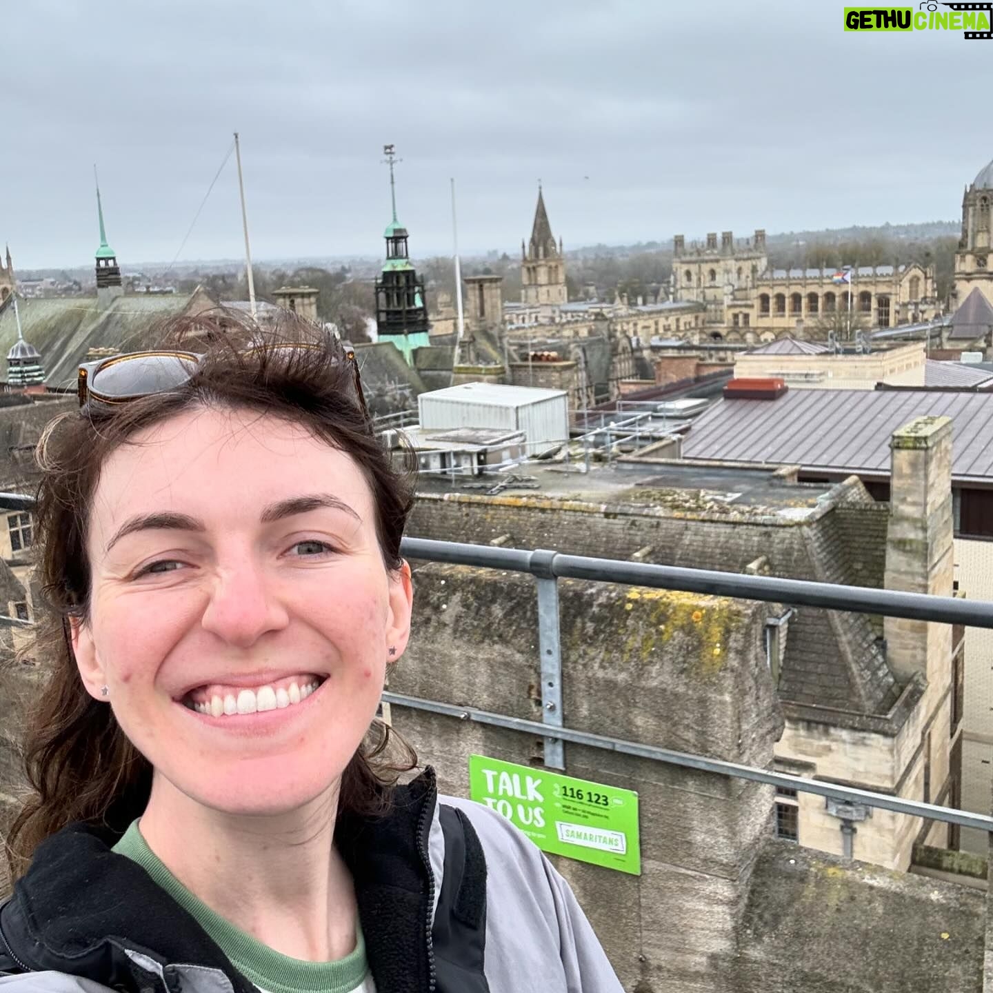 Melanie Bracewell Instagram - Week 2 of the UK tour has been so fun. I understand why people live here! Glasgow tonight then a run of London shows (tix still available for the weds night show), then Cambridge and Birmingham! Have had a splendid time.