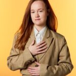 Melanie Lynskey Instagram – I love @liv.hewson and love that they’ve bravely and articulately opened up the conversation about how to submit yourself for gendered acting categories as a non-binary (and super talented) actor
I tried to link to the article but I’m old, people!! It’s by @awardscircuit
Beautiful picture by @dandoperalski