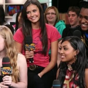 Melinda Shankar Instagram - 15 years ago my life changed forever when my first ever appearance on TV happened to be as a series lead for my absolute favourite show I used to watch. I had just turned 16, moved out of my home in Ottawa and began my #herosjourney without the consciousness to realize what was happening. The photos from @muchofficial were to promote the new season and I had grown up watching everything this channel had to offer. Was wild meeting fans the “old fashioned” way aka pre social media and pre cell phones! (hence the og point and shoot😂📷) For many reasons my life has never been the same but one thing is certain, I’ve learnt that an artist’s path is never fulfilled if they continue nurturing their love for creativity. I used to fall asleep imagining my role on this show even before I had an agent and I do believe in having a strong vision for what you want in life. Law and order.. I’m coming for you next! 😂 (my third fav show growing up- to present day) Second fav was #thatssoraven and I got my version via #howtobeindie 🙏🏽🥹 #THANKYOUUNIVERSE for a life of adventure and rites of passage into the version of self I am today. There is surely nothing conventional about my existence and I wouldn’t have it any other way. Today I’m being interviewed by one of my dearest friends and mentors.. the one and only #LewisBaumander of @lbactingstudio , the man that guided my craft and mindset from youth into adult roles (and esp how to lower my once high voice pitch lol) Can’t wait to share it! Xoxox - Melinda ! #8seasons & #221 episodes of #degrassithenextgeneration later😱 
Shoutout to Stephanie Gorin, Linda Schuyler & my pal @stephenstohn for seeing the alien in me 🥶🌹