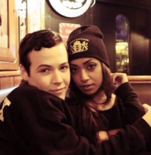 Melinda Shankar Instagram - Through all of our shape shifting and soul evolution, I am grateful for a connection as special as ours. Cheers to another rotation around the sun, dear Venus. 
First pic will always be my fav! ❤️🌹💋 @sekretmoon