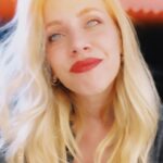 Melis İşiten Instagram - Nasıl Şubat ama? Dediğim kadar olmadı mı? Naaptınız hallettiniz mi?