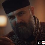 Melisa Doğu Instagram – “Ben yanmaya geldim!” 😧 #KızılGoncalar’ın yeni fragmanı yayında. @dizikizilgoncalar @nowtvturkiye @goldfilmyapim