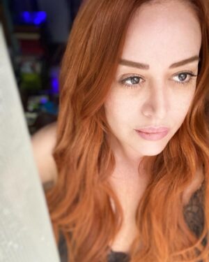 Melisa Doğu Instagram - 📍red & freckled