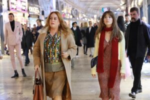 Melisa Doğu Instagram - Kaydırmalı ‘KOPUK’ operasyonu 🎬 @medyapimresmi imzalı @kopukdizi ‘miz bu akşam 20:00’da @foxturkiye ekranlarında 📺 Hayatıma hoşgeldin PERİHAN 🤭 @koraykerimoglu @muratkerasus @ugurdagtas @selaley @denizkarao @fuatmete @ozdenselim #kopukdizi