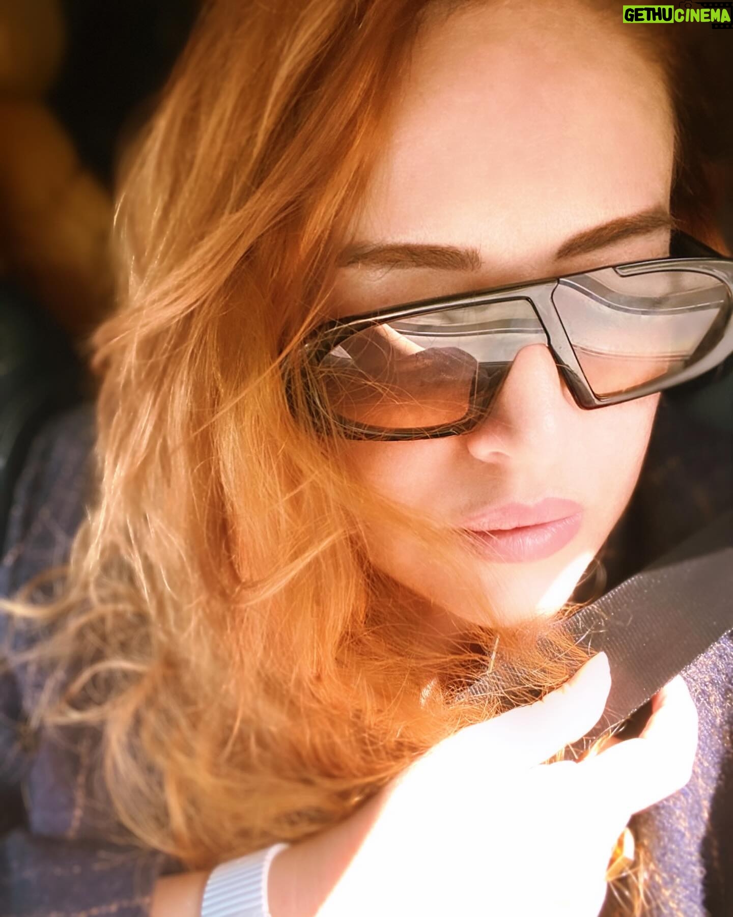 Melisa Doğu Instagram - En sevdiğim hava, en sevdiğim set zamanı 🍀