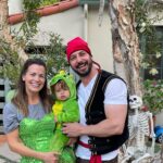 Melissa Claire Egan Instagram - Halloween ‘22!🦖🌄🧡