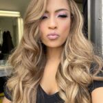 Melissa De Sousa Instagram - #TGIF 💋