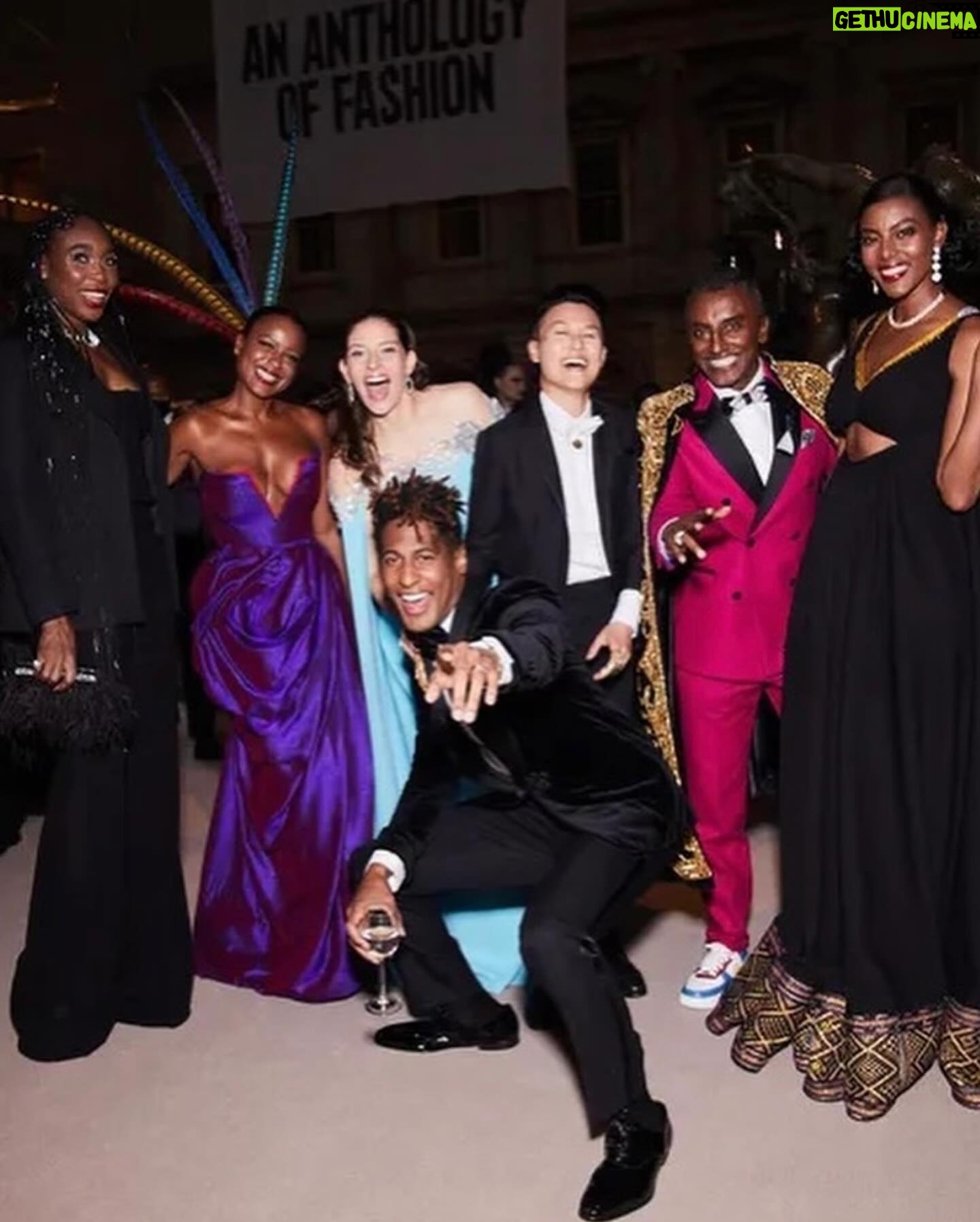 Melissa King Instagram - Happy Met Monday. 2022 throwback to a memorable night! designer / @thombrowne stylist / @adamballheim hair / @danawillcutyou custom Chinese empress nail guards / @chrishabana stacking diamond rings / @denakemp finger cuff / @lilianshalom earrings / @emigrannis pendant & earrings / @jenmeyerjewelry photography / @ashleybatz