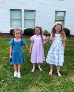 Melissa Ordway Instagram - He is Risen! Easter and Birthday on the same day is so much to celebrate and so much to be thankful for! Thank you for all the sweet birthday messages! They mean so much! We spent the day hiding and finding Easter eggs, eating lots of sugar and we were surrounded by family, friends and so much love. This weekend was definitely unforgettable 🤍 #easter #birthday #41