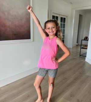Melissa Ordway Instagram - And just like that we have a Kindergarten graduate and a future 3rd grader! 🎓😭🎉 
 
Sophie wants to be an actress and Olivia wants to be a party planner/ host. 

I couldn’t be more proud of my girls in their talent show and all their hard work this year. 

Thankful for our sweet school and these amazing teachers! ❤️