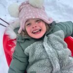Melissa Ordway Instagram - Snow ❄️ Day! Nothing like spending the long weekend in the snow. “I have decided to stick with love. Hate is too great a burden to bear.” - MLK #mlk #mlkday #snow #snowday