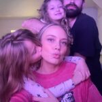 Melissa Ordway Instagram - Happy New Year!!! 🎊 🥂🍾 May 2024 be a year filled with health, joy and lots of laughter ❤️ #nye #happynewyear #pjparty