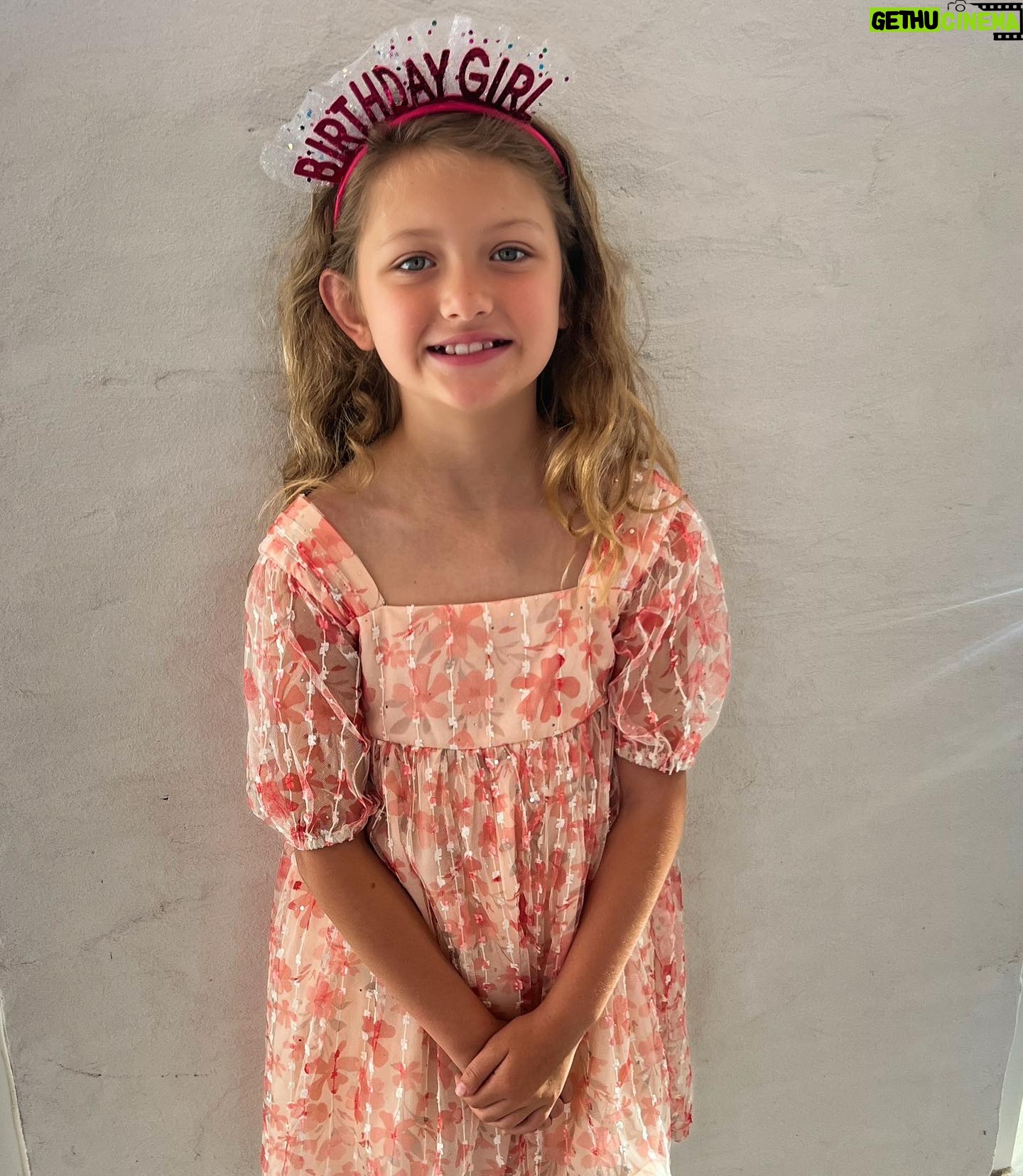 Melissa Ordway Instagram - POV: my May camera roll 1. Barbie everything π 2. βMommy Meβ by Olivia 3. After work #selfie @youngandrestlesscbs 4.No training wheels 5. Birthday girl is #8 6. Friends π 7. Double Rainbow π 8. Go @predsnhl