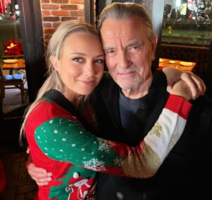 Melissa Ordway Instagram - In the Christmas spirit ✨ and very thankful ❤️ #christmas @youngandrestlesscbs @jmichaelgaston