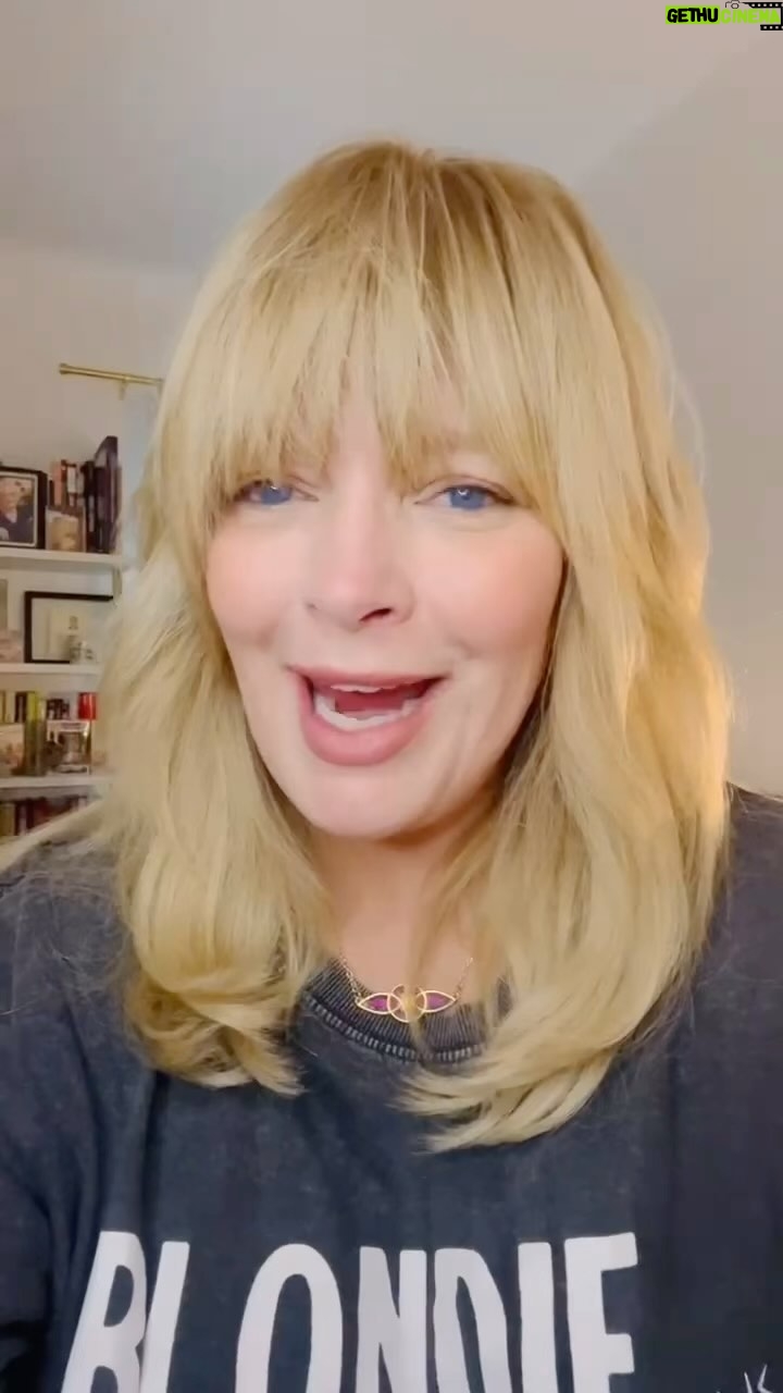 Melissa Peterman Instagram - PART 1: We love answering questions from our fans and this is a good one! Which 3 characters that you have played in either TV, theater or movies, would you like to see against each other in this show? šš¼āāļø Which one of the 3Bs do you think would win @personplaceorthingtv? šŗ