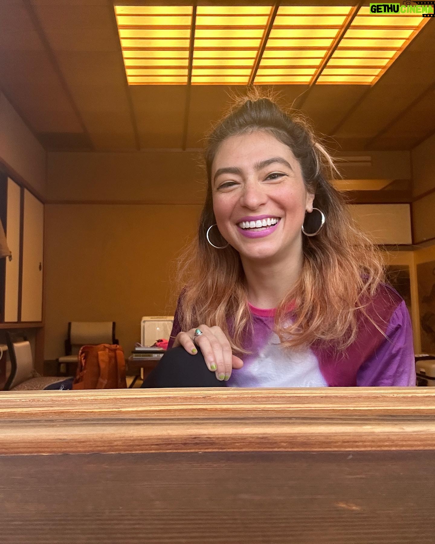 Melissa Villaseñor Instagram - Meliss in Japan pt 2. Performed in Tokyo, had tea ceremony in Kyoto, got to learn calligraphy from Baikei sensei in Osaka.