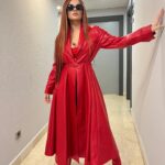 Melody Ruiz Instagram – Cualquier día es bueno para desear cosas lindas y querer estar bien… Pero un día más yo deseo a todos que disfrutéis al máximo cada minuto con la familia, muchas risas, música, baile, Salud y mucho amor… Seamos amorosos unos con otros todo lo que podamos y un poquito más! 🥰 os quiero mucho y siempre estaré agradecida por vuestras muestras de cariño 🥰. En estos días os iré mostrando lo gordita que voy ya!! 🤰 
Con estas fotos os recuerdo que a las 21:10 comienza una súper gala en @telecincoes @fremantleesp 
Muchísimas gracias una vez más @jorge_matamoros que manos tan maravillosas tienes!!! ✨