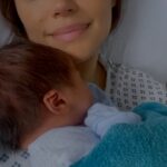 Melody Ruiz Instagram - Sorprendente el milagro de la vida, este amor que siento por ti por segundos se va haciendo más y más grande ❤️