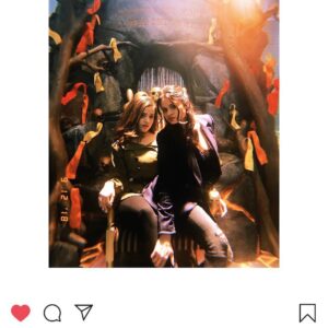 Melonie Díaz Instagram - Check out episode 4 tonight! 🖤 @cw_charmed #charmed