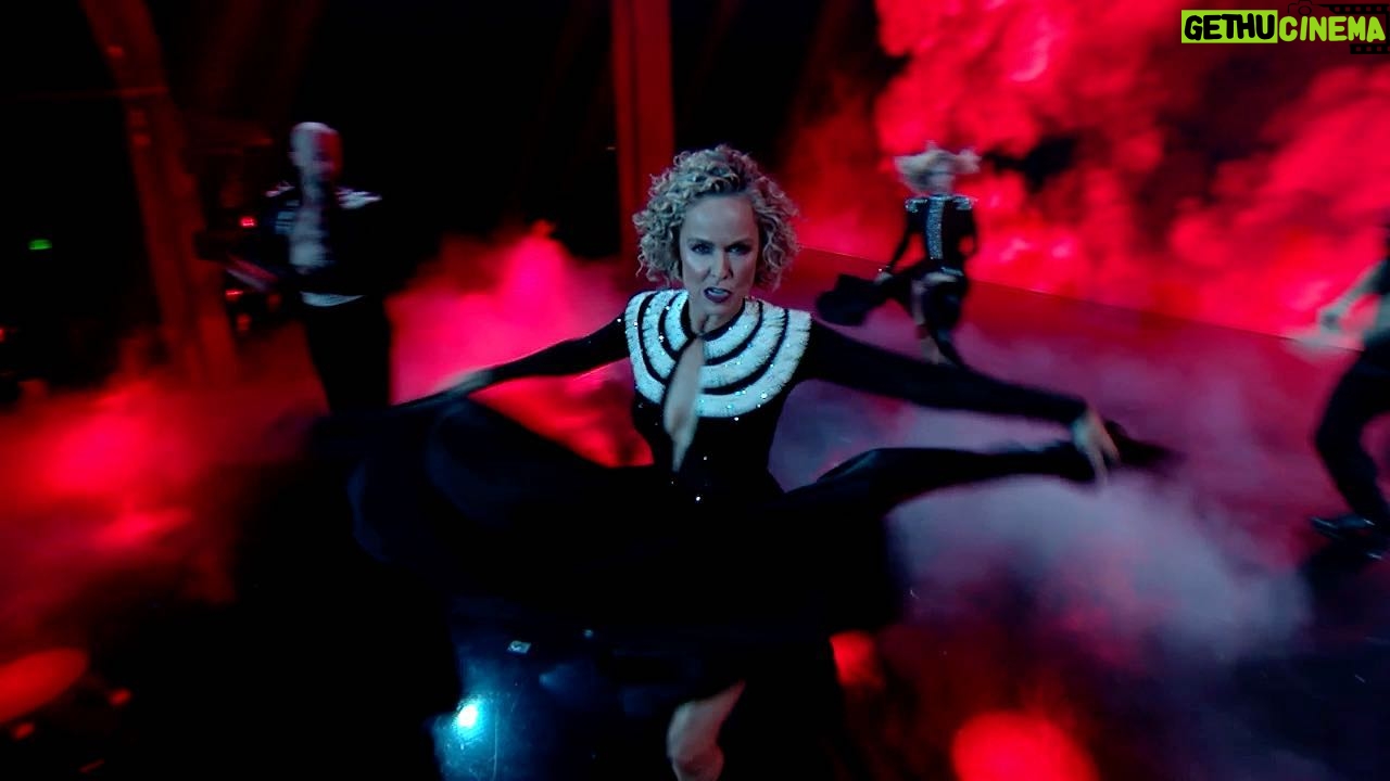 Melora Hardin - 18.7K Likes - Tonight’s performance of ‘If’ by Janet Jackson 🖤✨ Hope you guys loved it! I had a blast💥 @dancingabc