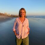 Melora Hardin Instagram – The ocean is good for the soul💙