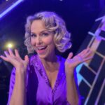 Melora Hardin Instagram - We’re back @dancingabc and it’s Grease night baby! Please vote for @theartemc and I RIGHT NOW by texting MELORA to 21523! You can vote online via link in my bio as well! Hope you all love this routine 💘