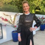 Melora Hardin Instagram – Getting glamed up to present at the Costume Guild Awards tonight ✨hair @hairbyaviva make up @amyoresman 💞