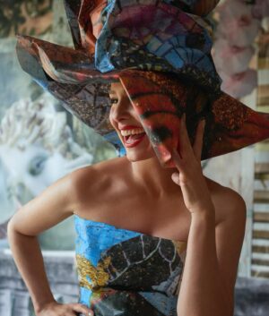 Melora Hardin Instagram - Absolutely LOVED working with these creative artists! Such a joyful and beautiful collaboration! THANK YOU Johan, Randy & Steeve and also Esther & Patrick at Wynil. 

So excited to share this paper dress, hat & stole are made from my new line of wallpaper! Yes, this is a paper dress! 

if you want to see and/or buy my first line of Storyboards by Melora Hardin wallpaper based on my original collage art check it out on my website www.Melora.com